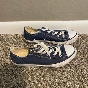 Navy converse